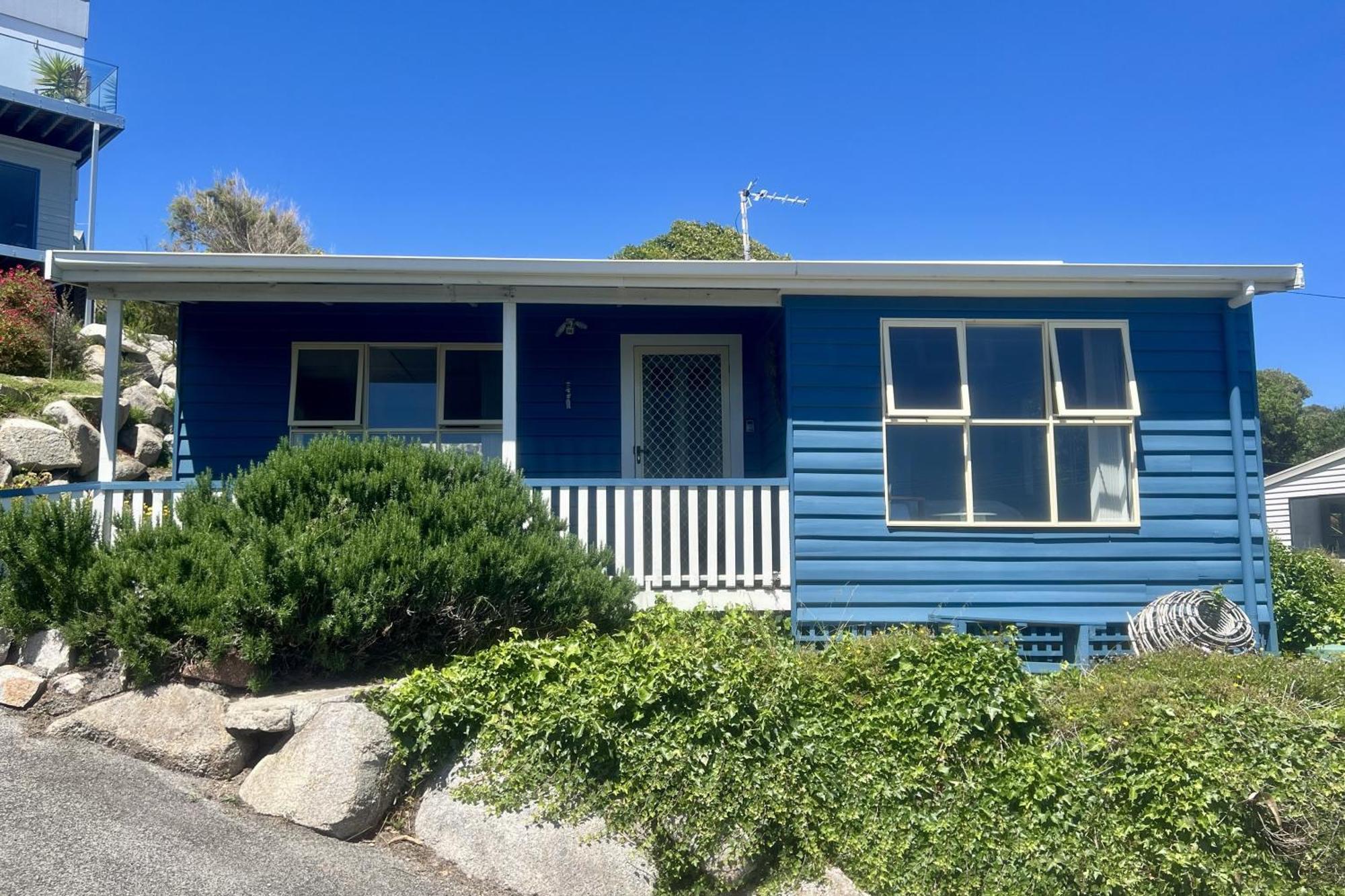 Binalong Beach Cottage Beachfront At Bay Of Fires Next To Restaurant Binalong Bay Exterior foto